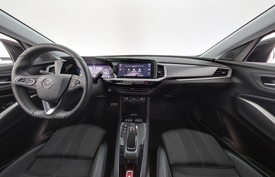 Opel Grandland vaihtoauto