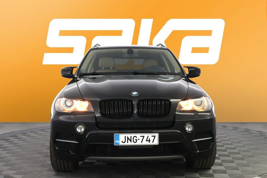 BMW X5 vaihtoauto