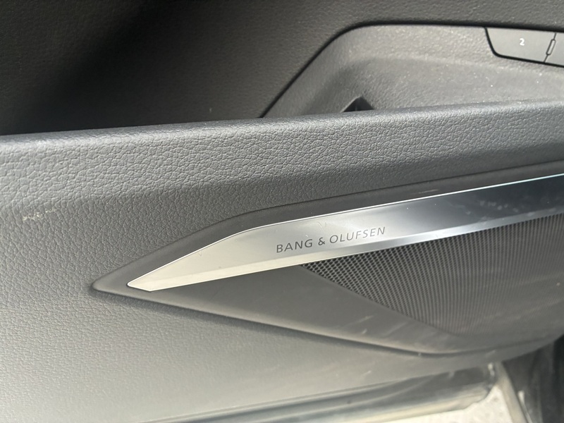 Audi Q8 e-tron vaihtoauto