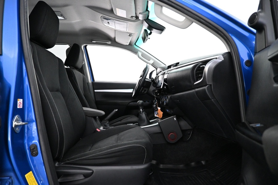 Toyota Hilux vaihtoauto