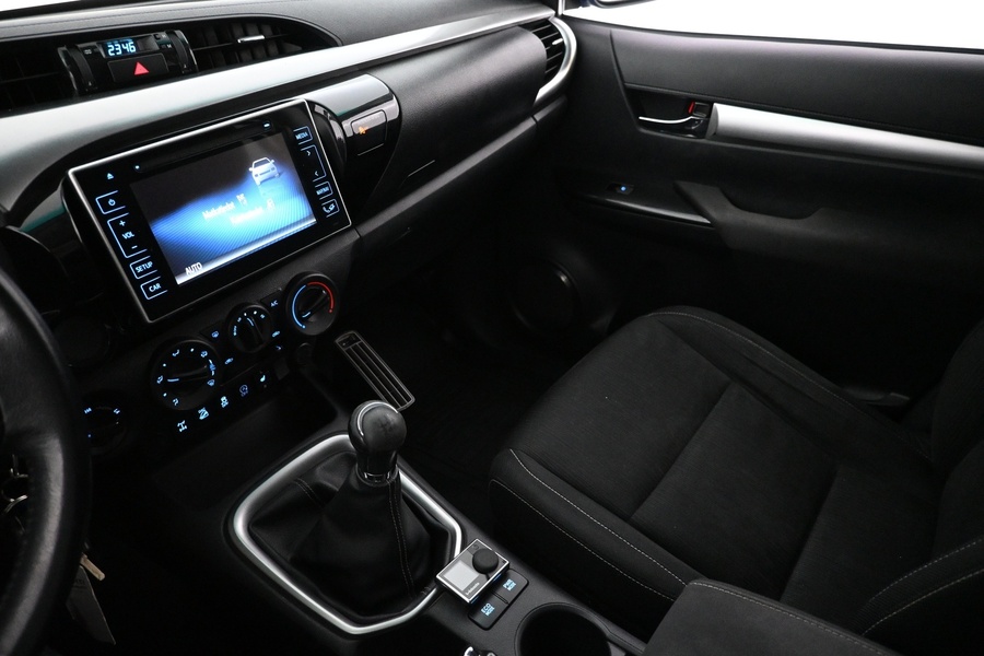 Toyota Hilux vaihtoauto