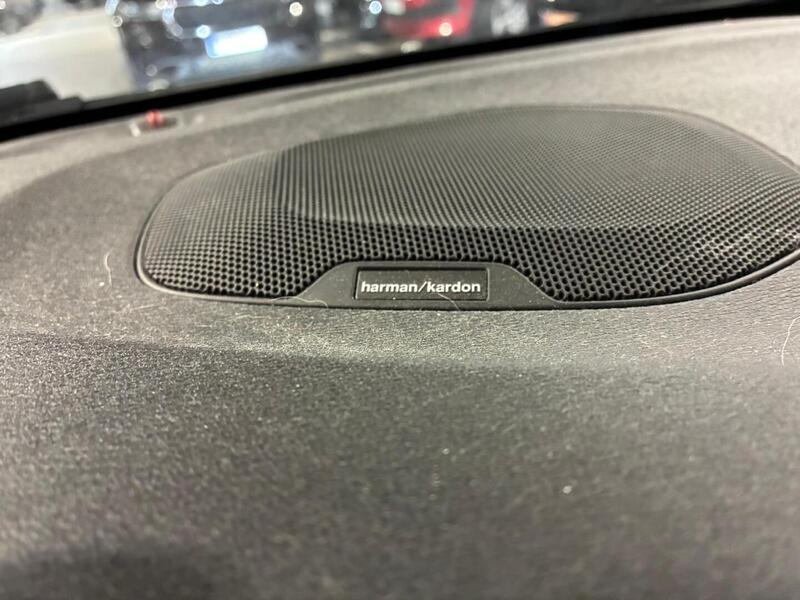 Volvo V40 Cross Country vaihtoauto