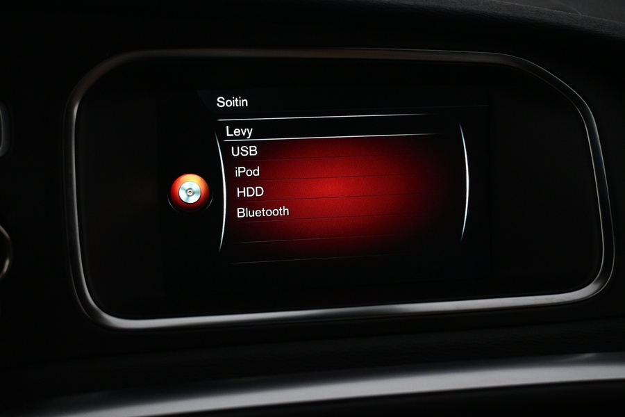 Volvo V40 Cross Country vaihtoauto