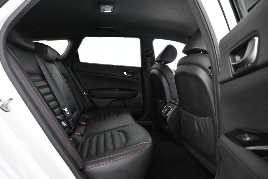 Kia Optima vaihtoauto