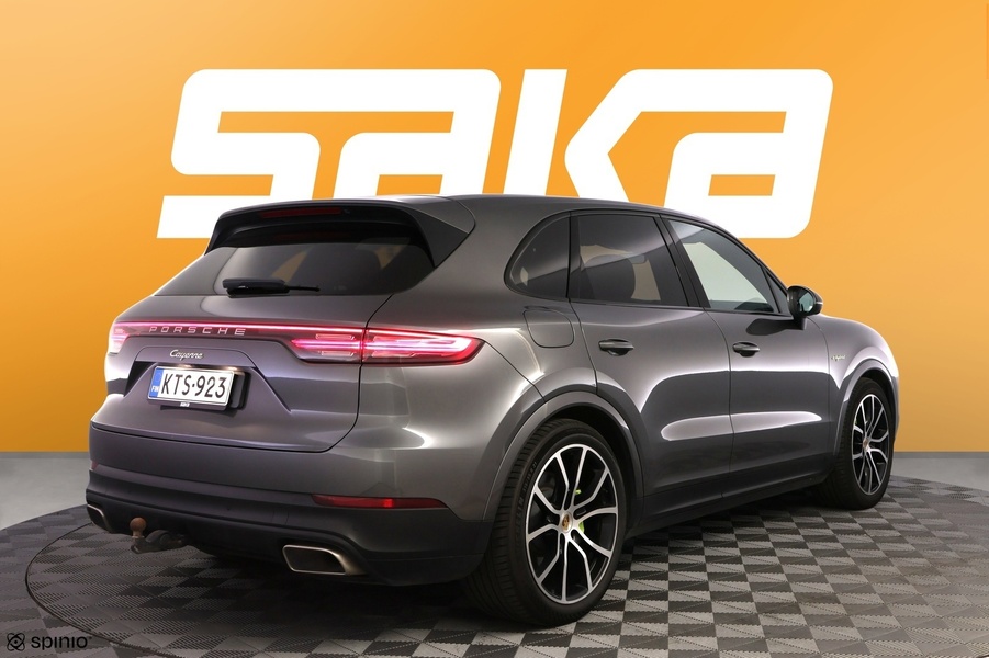 Porsche Cayenne vaihtoauto