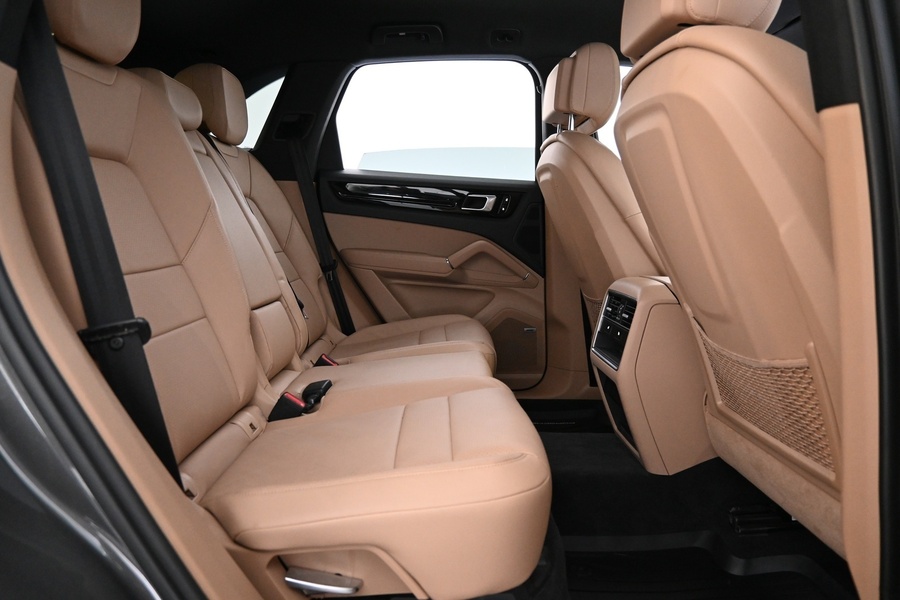 Porsche Cayenne vaihtoauto