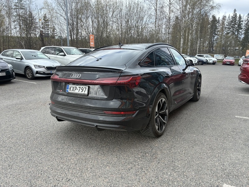Audi e-tron vaihtoauto