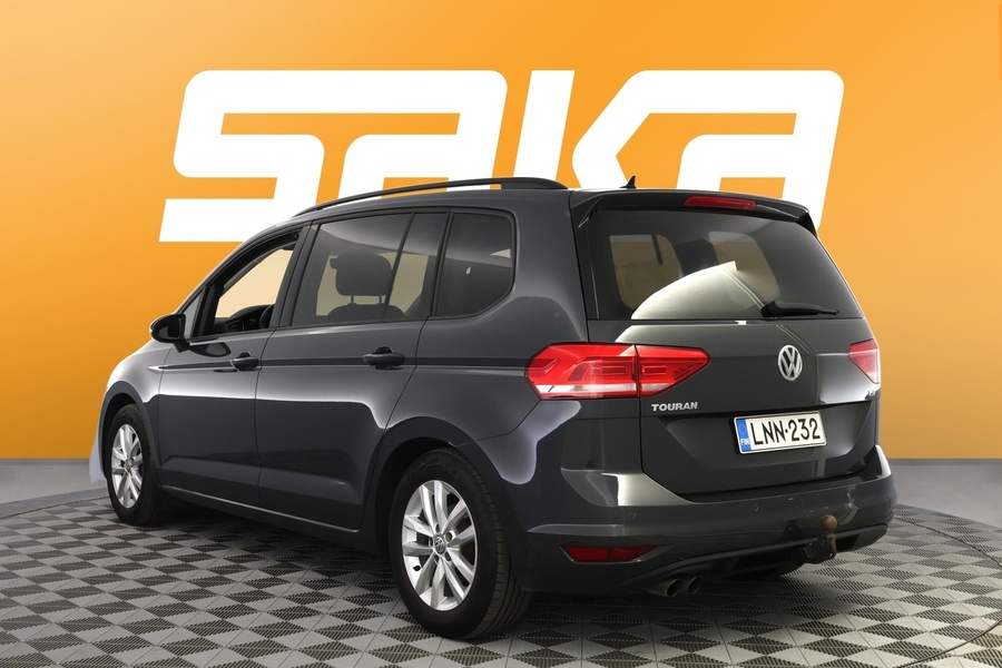 Volkswagen Touran vaihtoauto