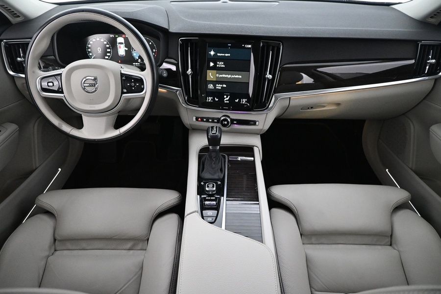 Volvo V90 vaihtoauto