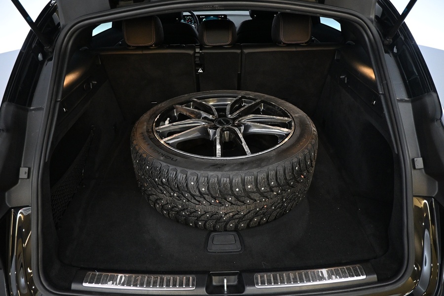 Mercedes-Benz EQC vaihtoauto
