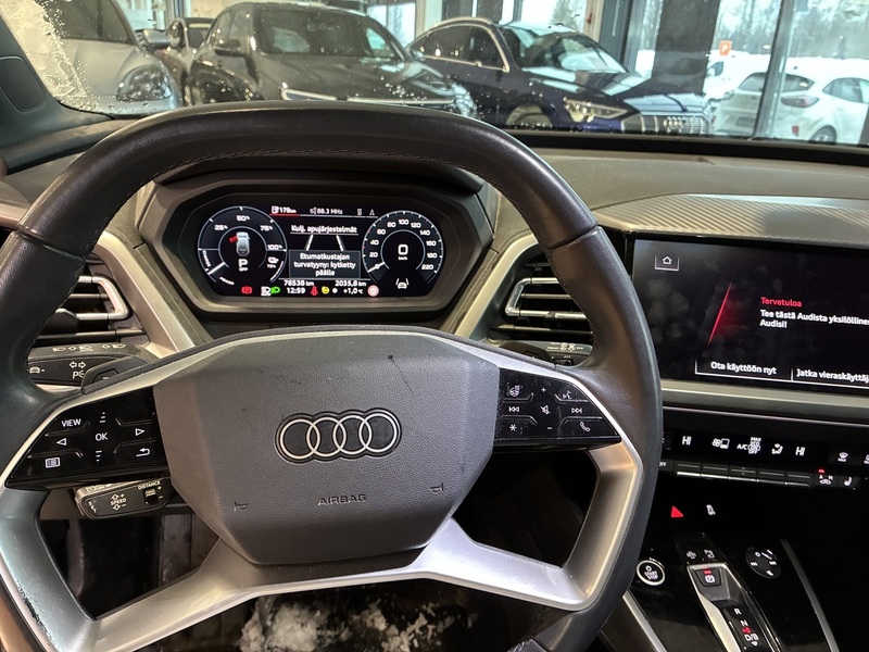 Audi Q4 e-tron vaihtoauto