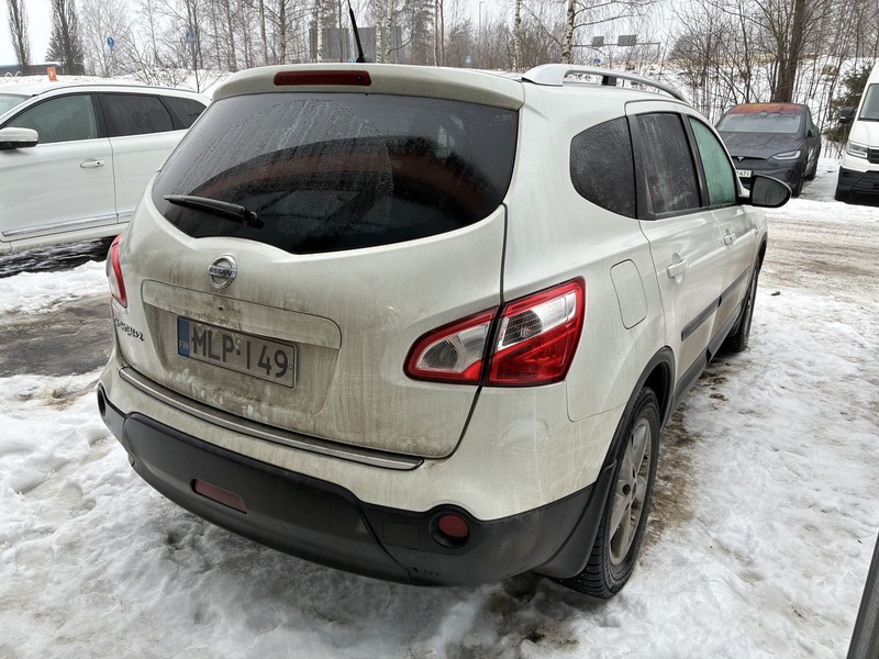 Nissan Qashqai+2 vaihtoauto