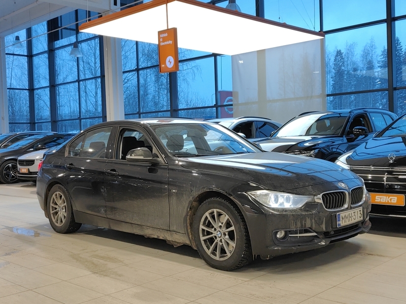 BMW 320 vaihtoauto