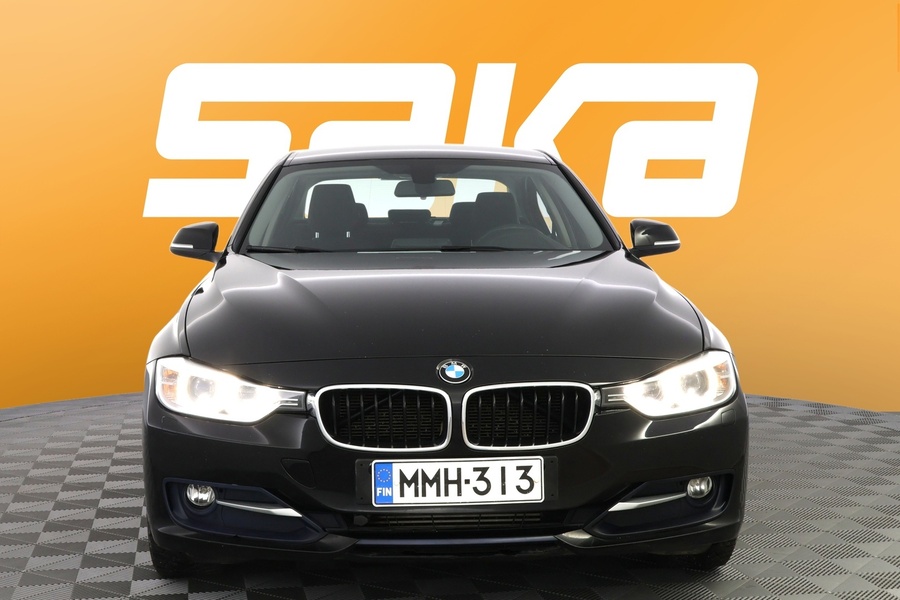 BMW 320 vaihtoauto