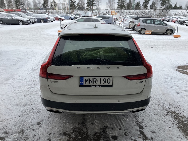 Volvo V90 Cross Country vaihtoauto