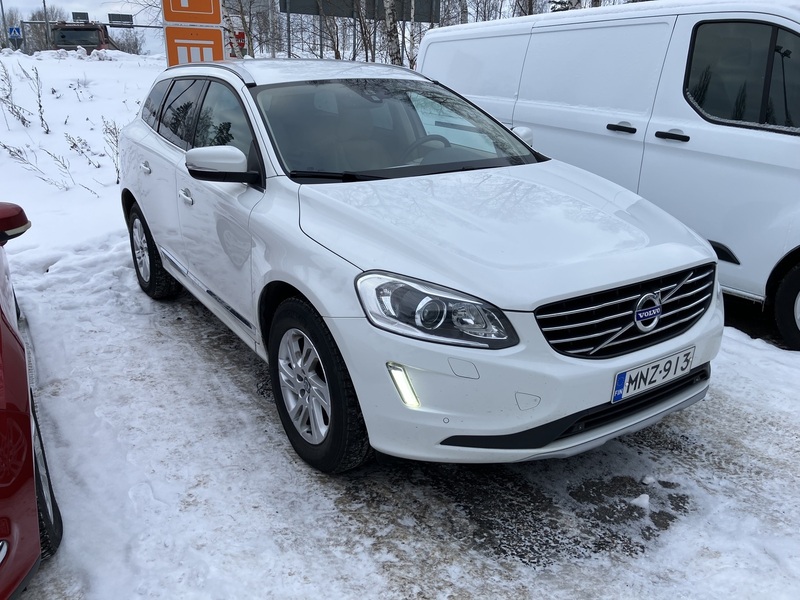 Volvo XC60 vaihtoauto