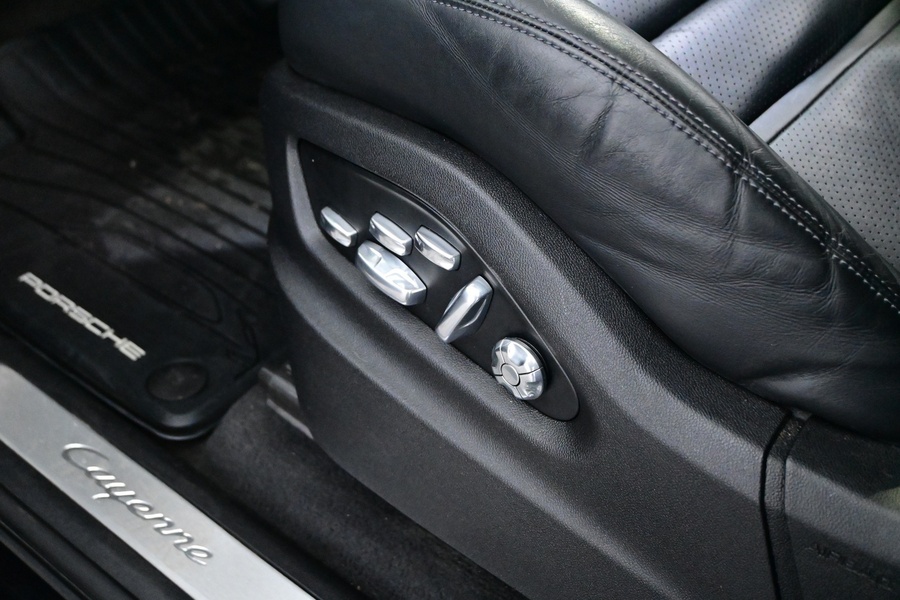 Porsche Cayenne vaihtoauto