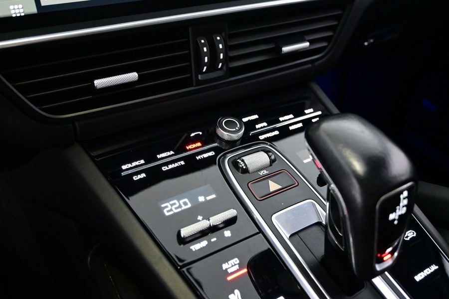 Porsche Cayenne vaihtoauto