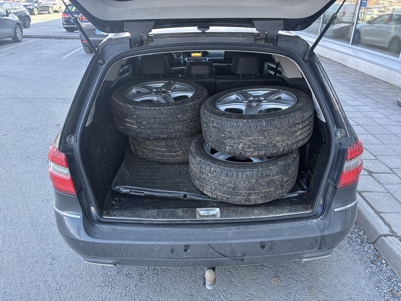 Mercedes-Benz E vaihtoauto