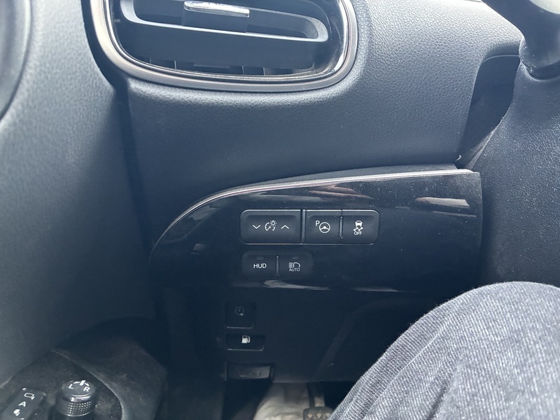 Toyota Prius Plug-in vaihtoauto