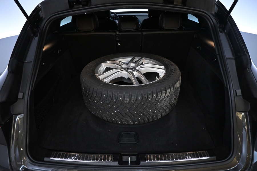 Mercedes-Benz EQC vaihtoauto