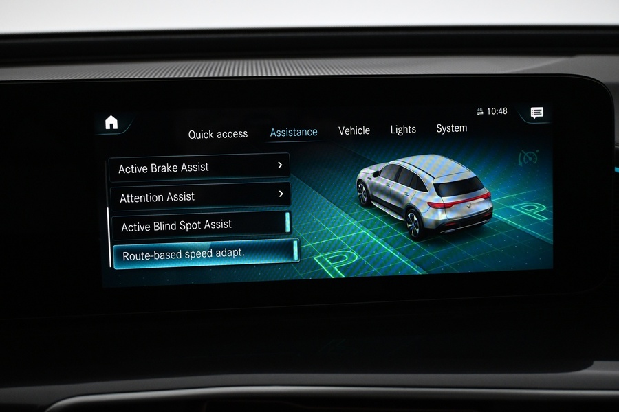 Mercedes-Benz EQC vaihtoauto