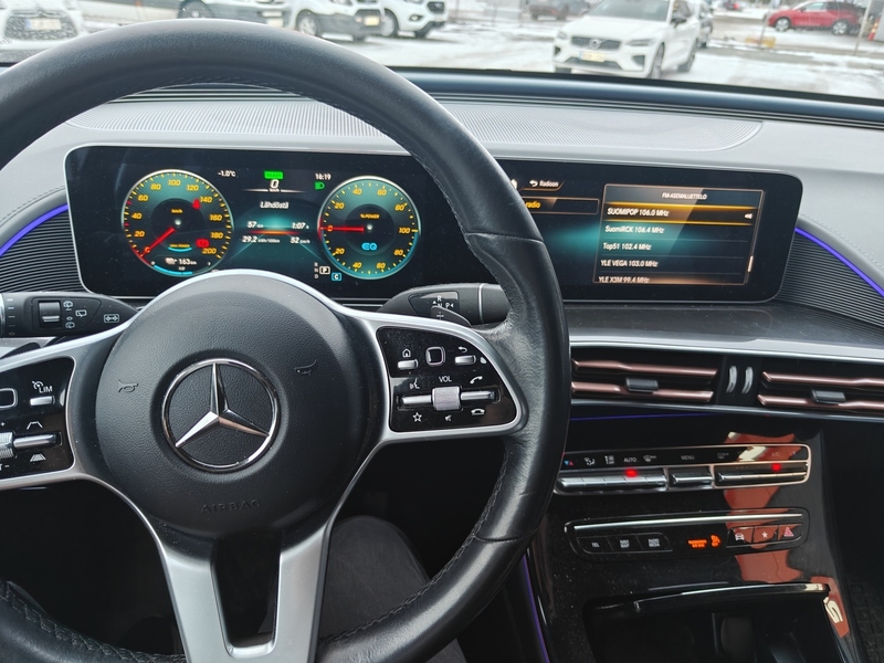 Mercedes-Benz EQC vaihtoauto