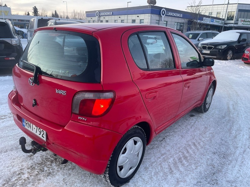 Toyota Yaris vaihtoauto