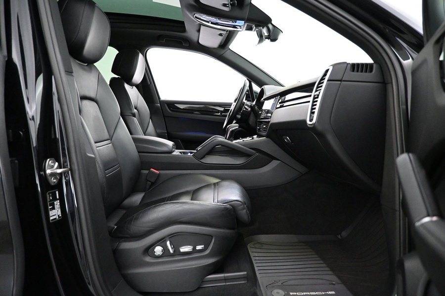 Porsche Cayenne vaihtoauto