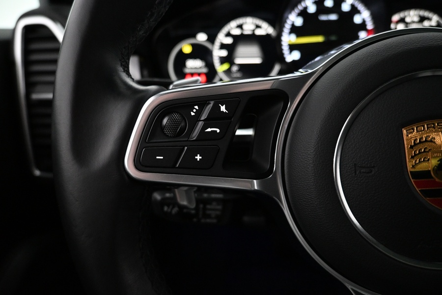 Porsche Cayenne vaihtoauto