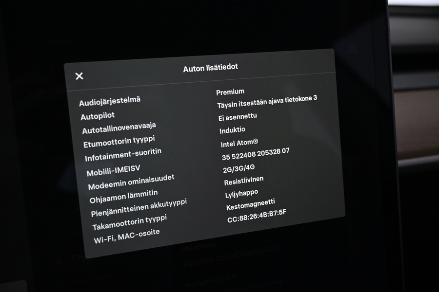 Tesla Model 3 vaihtoauto