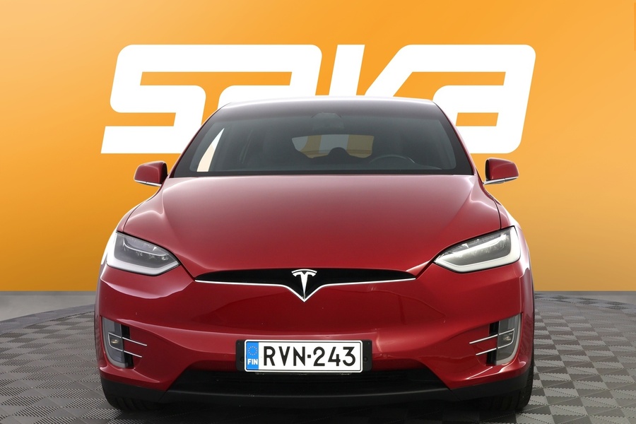 Tesla Model X vaihtoauto