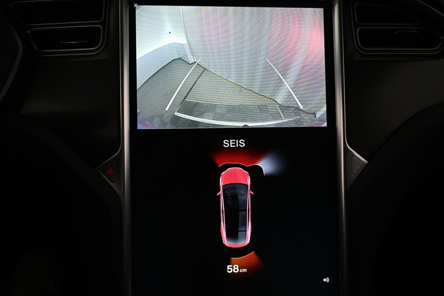 Tesla Model X vaihtoauto