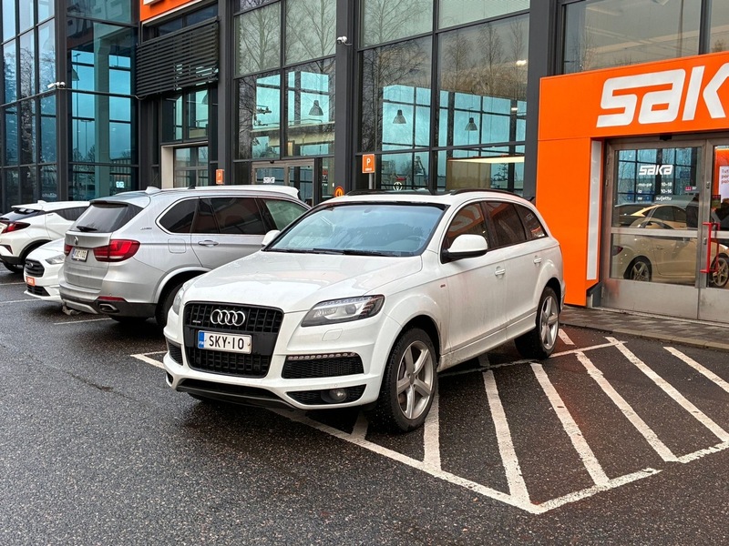 Audi Q7 vaihtoauto