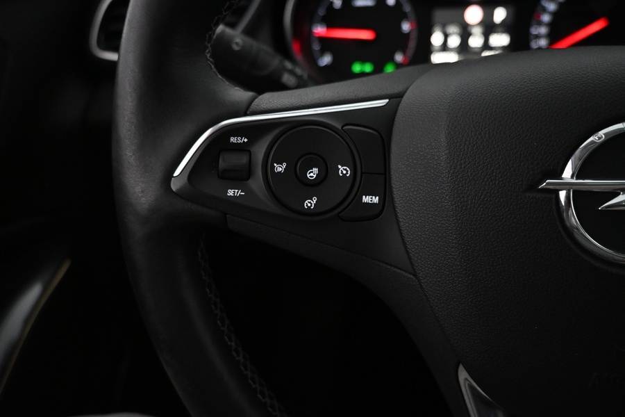 Opel Grandland X vaihtoauto