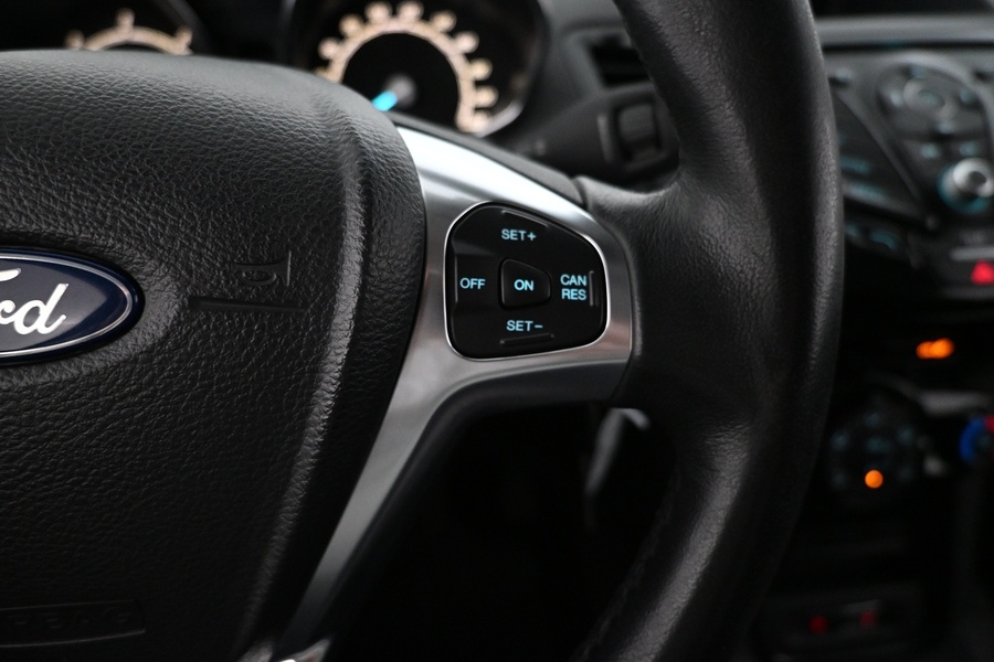 Ford Fiesta Van vaihtoauto