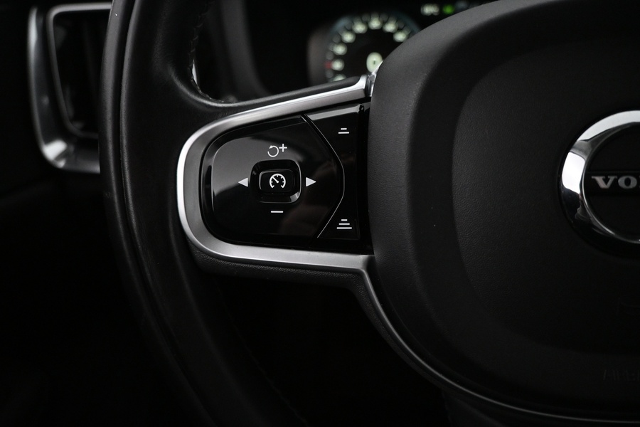 Volvo V60 Cross Country vaihtoauto