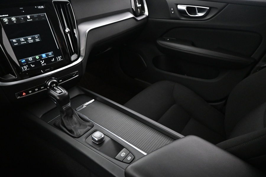 Volvo V60 Cross Country vaihtoauto