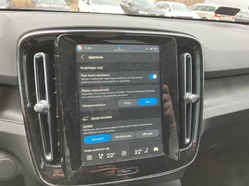 Volvo EC40 vaihtoauto