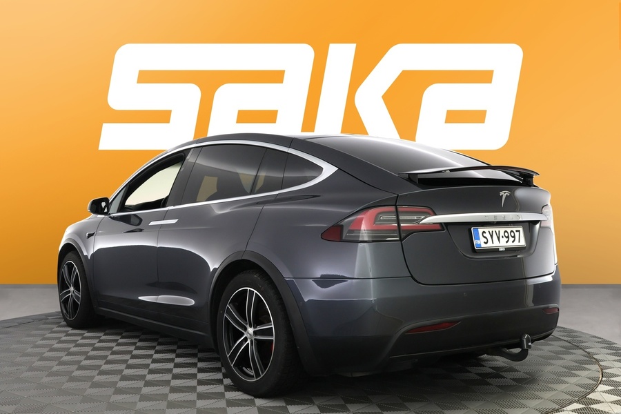 Tesla Model X vaihtoauto