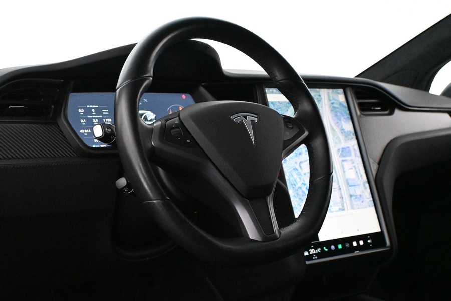 Tesla Model X vaihtoauto