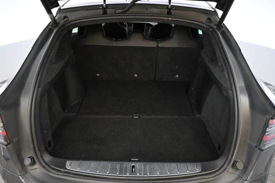 Tesla Model X vaihtoauto