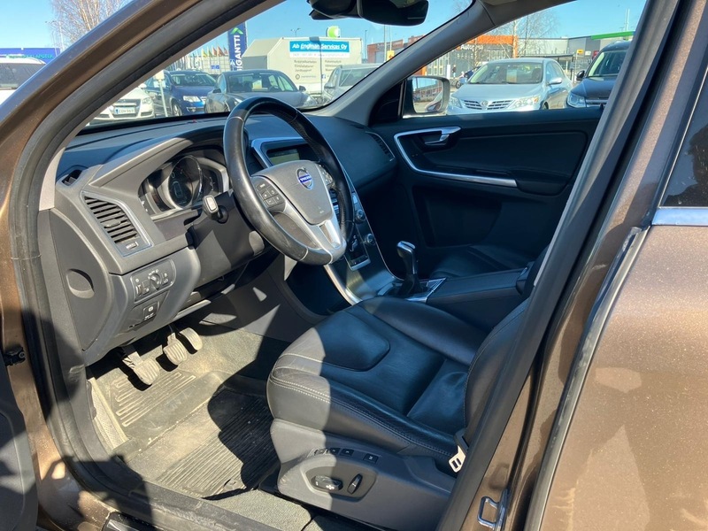 Volvo XC60 vaihtoauto