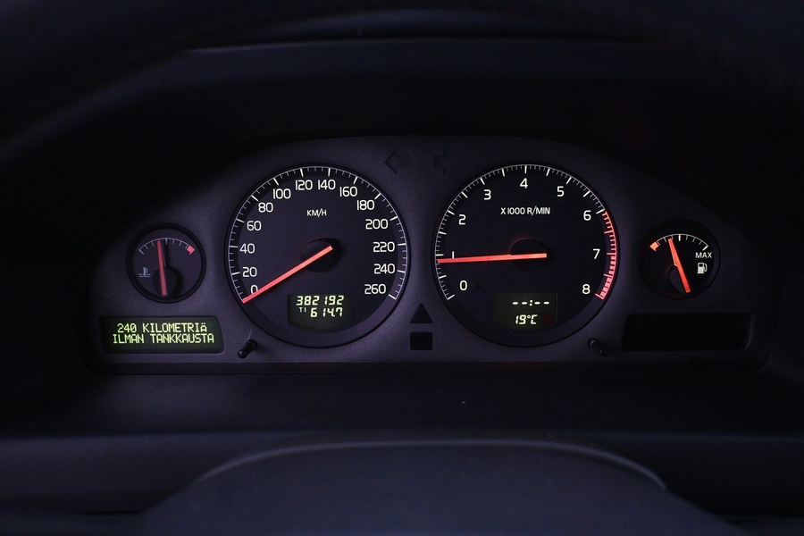 Volvo V70 vaihtoauto