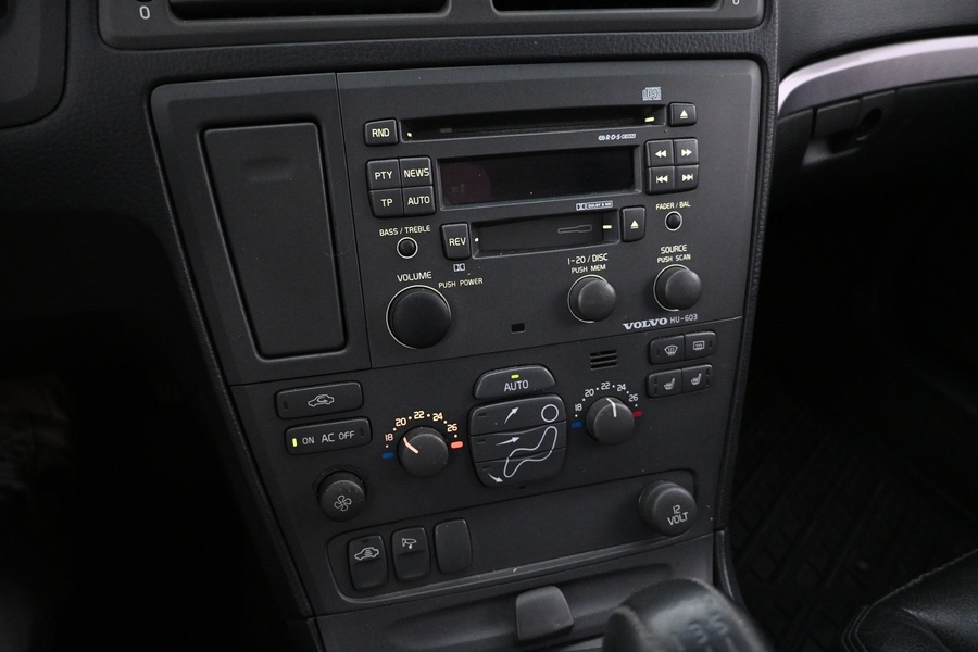 Volvo V70 vaihtoauto