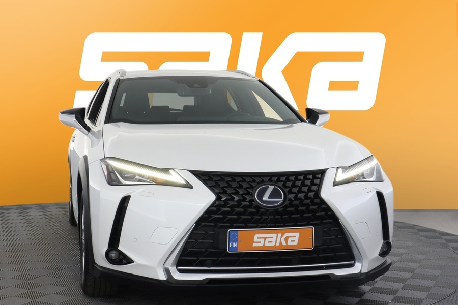 Lexus UX vaihtoauto
