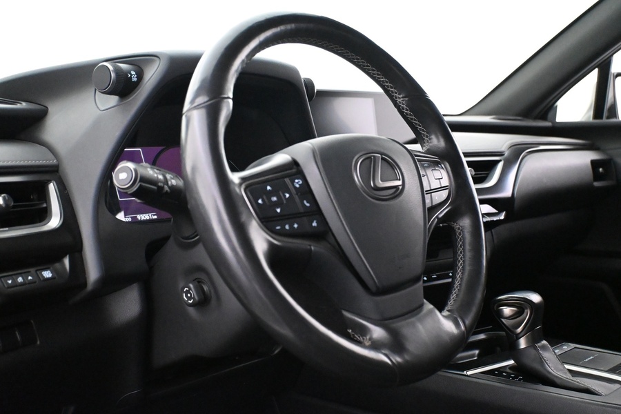 Lexus UX vaihtoauto