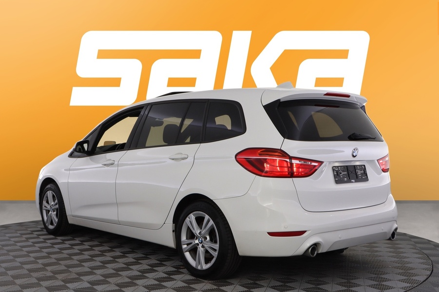 BMW 220 vaihtoauto