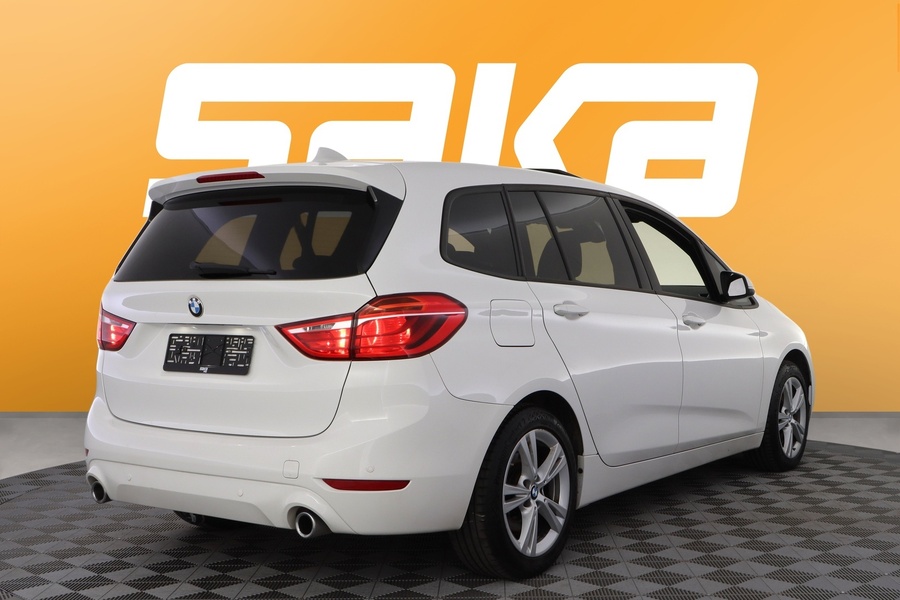 BMW 220 vaihtoauto