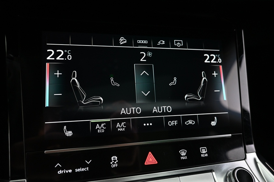 Audi Q8 e-tron vaihtoauto